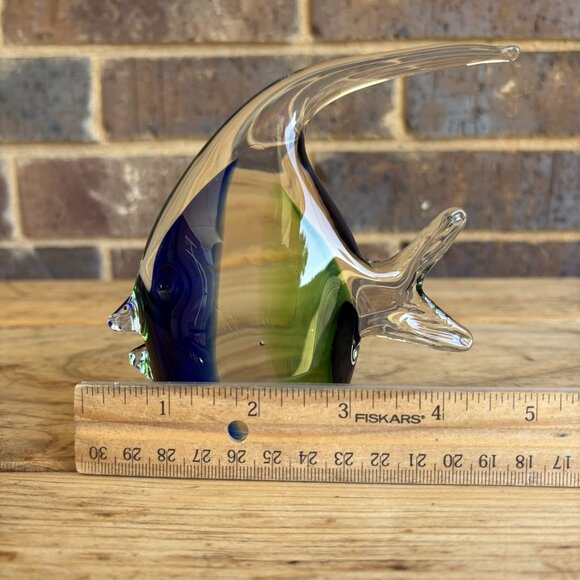 Blue Green Clear Glass Tropical Fish Paperweight Figure 5” Tall Polished Bottom - Picture 12 of 13